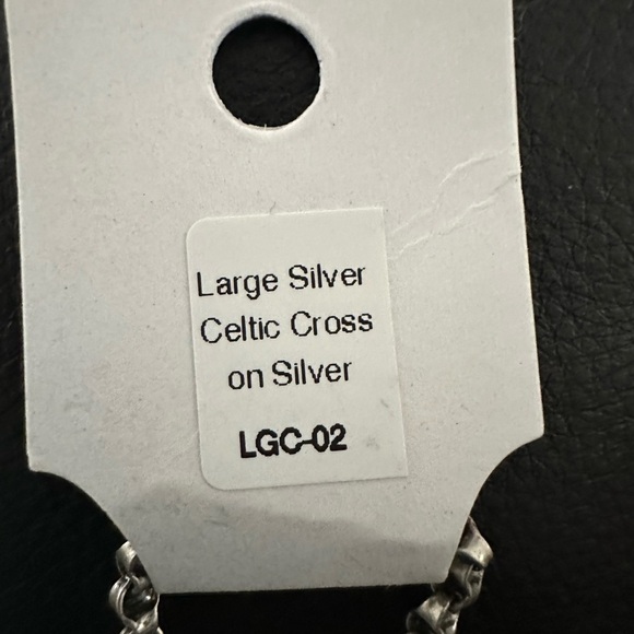 Chunky Silver Necklace with Ornate Pendant - Picture 5 of 8